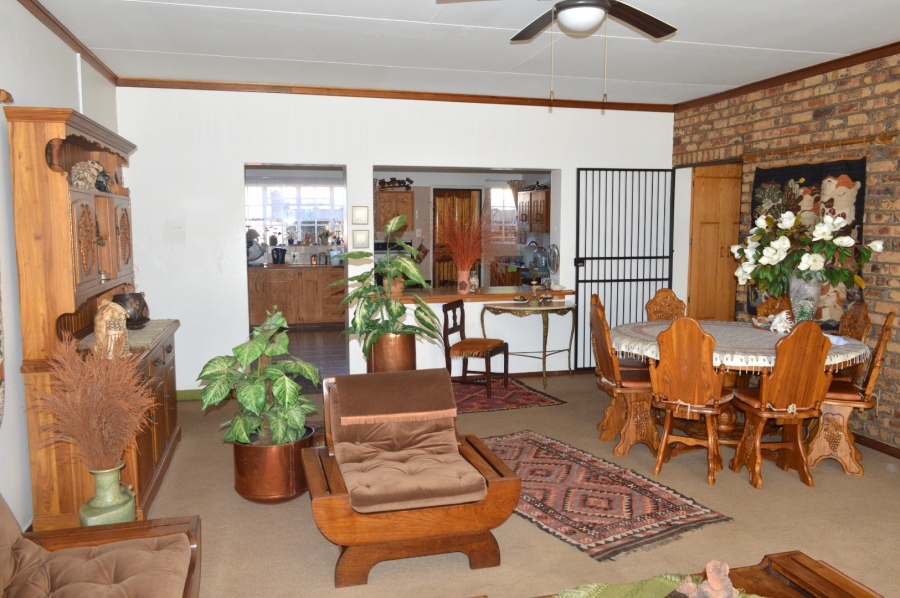 3 Bedroom Property for Sale in Wilkoppies North West